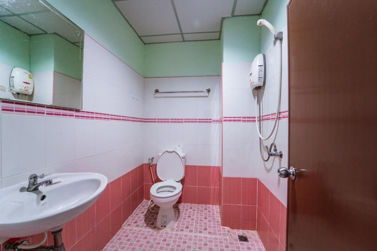 Mind And Punpun Apartment Surat Thani Esterno foto